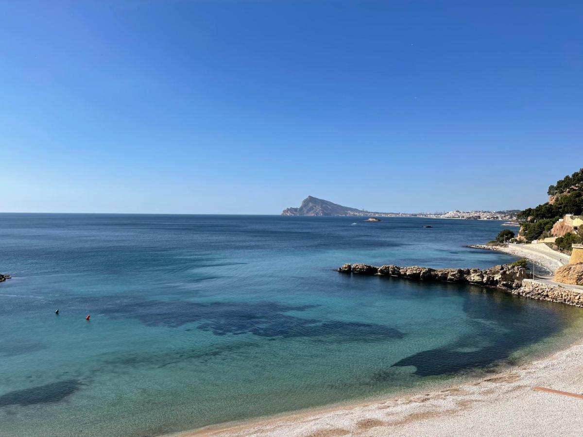 Sunrise Beachfront Apartment By The Marina Altea Buitenkant foto
