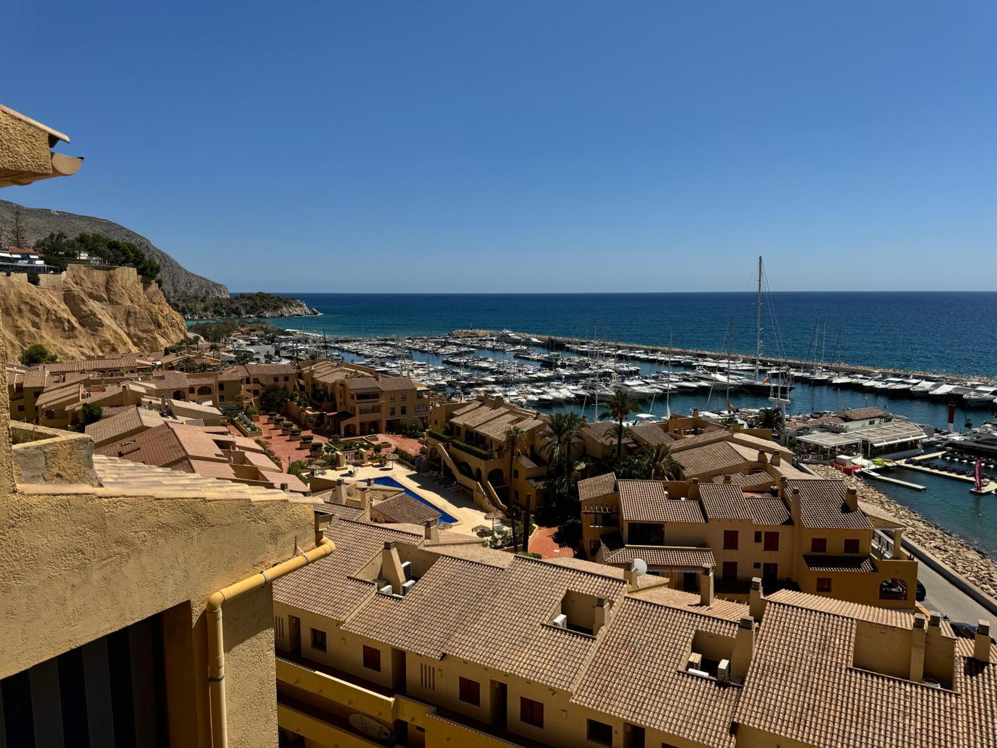 Sunrise Beachfront Apartment By The Marina Altea Buitenkant foto